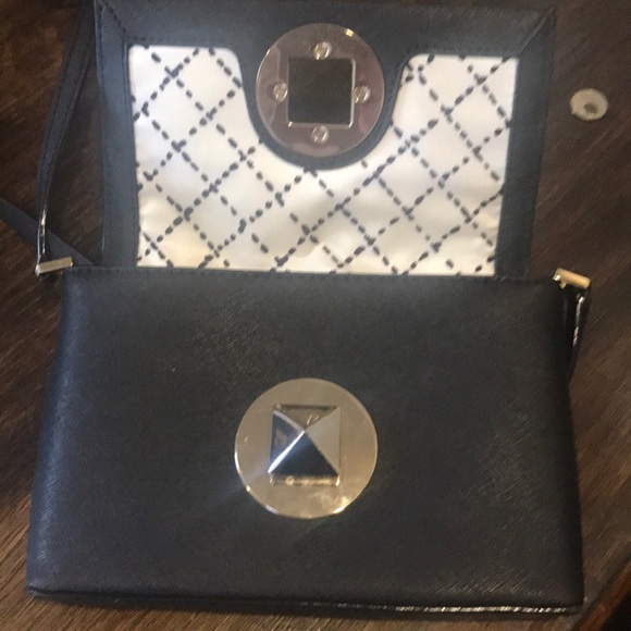 Kate Spade Purse - Picture 2 of 3